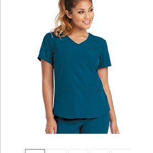 Skechers barco scrub set